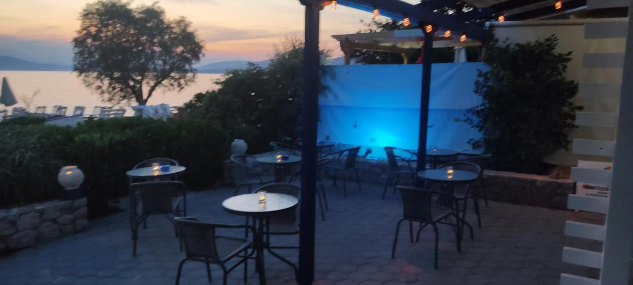 Paralia Irion Vikos Beach Apartments מראה חיצוני תמונה